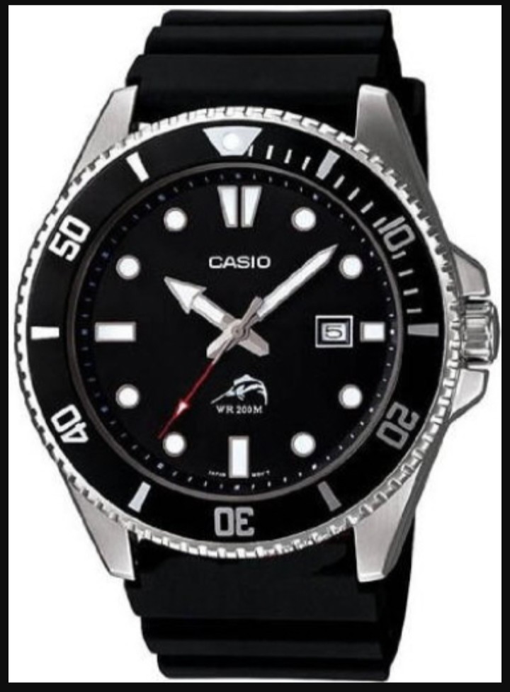 Casio Duro Men’s Diver Quartz Analog Watch 200M Date Black Resin Strap
