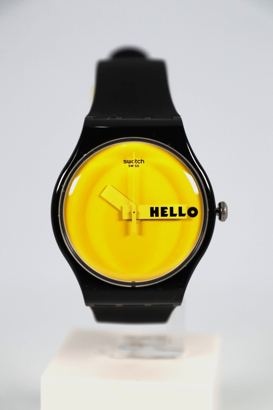 New Limited Swatch Swiss CIAO TUTTI» WRISTWATCH, BLACK YELLOW SU0B120 41MM
