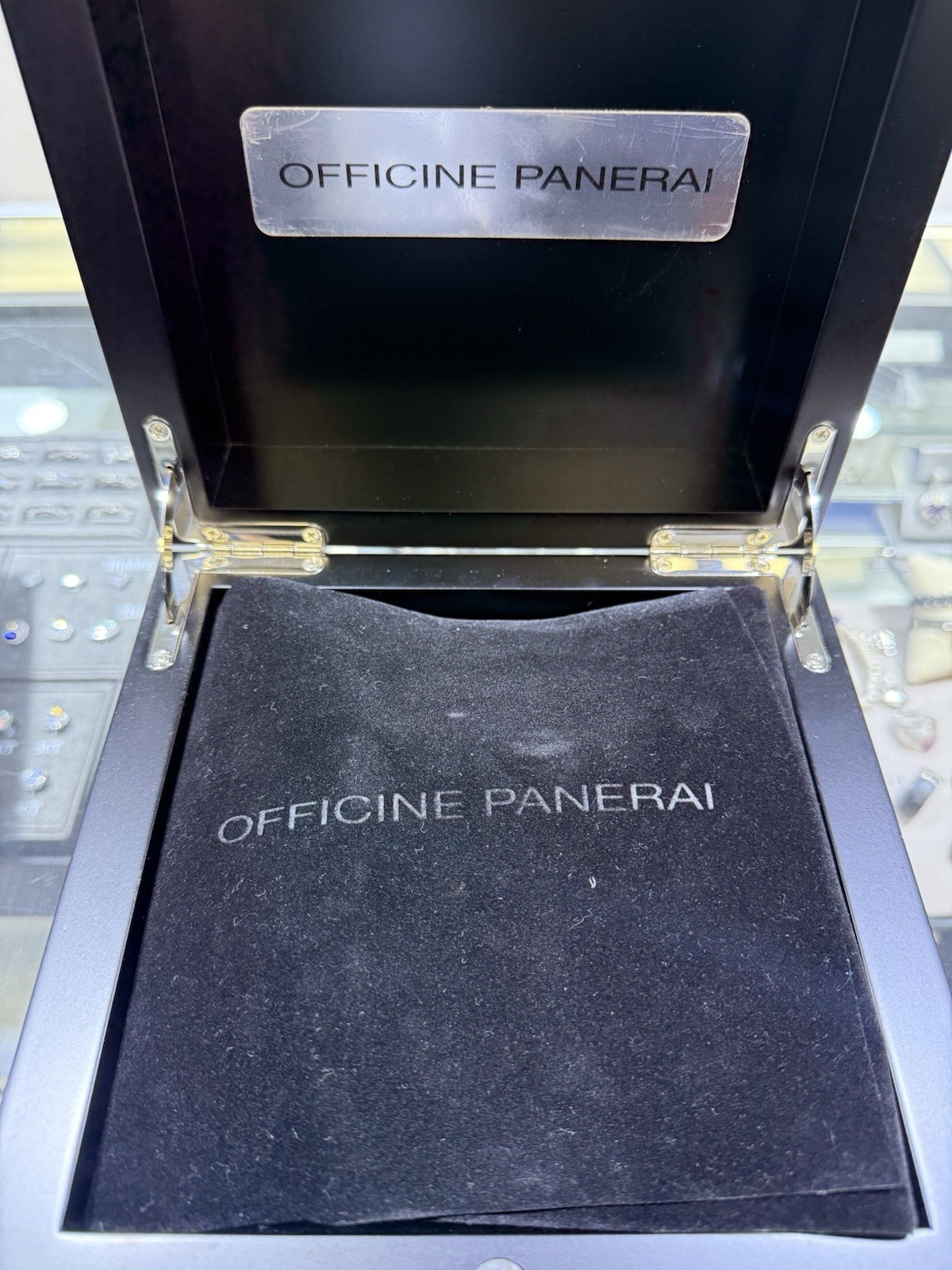 Panerai Luminor GMT Automatic Acciaio Watch 44mm PAM00088 With Box