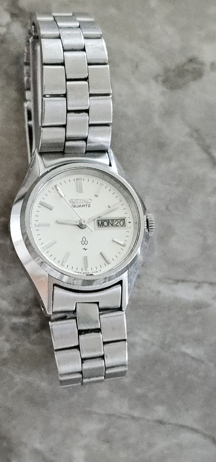 Seiko Watch Women 24mm Silver Dial Silver Tone Daydate 2626-0010 New Battery TG5