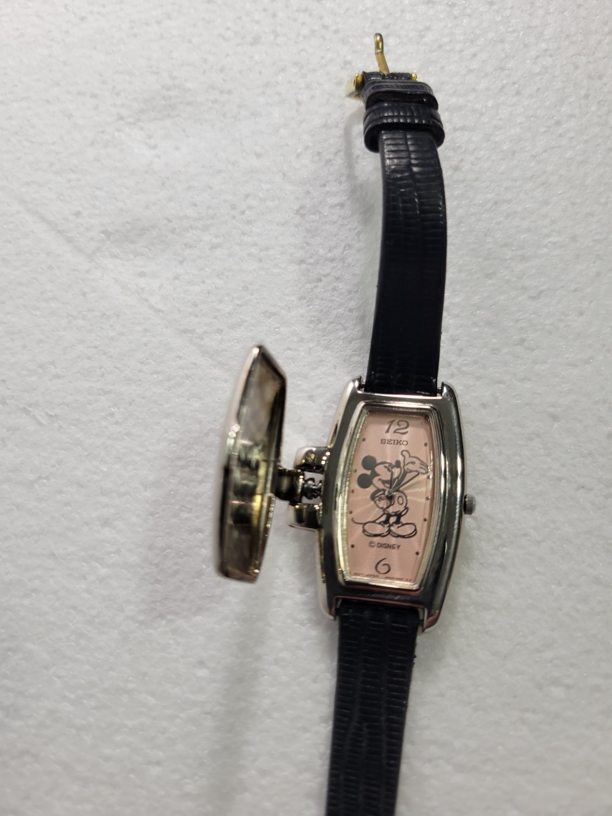 Disney Seiko Womens Mickey Mouse Watch Flip-top Pink Blush Dial Used Read Discri