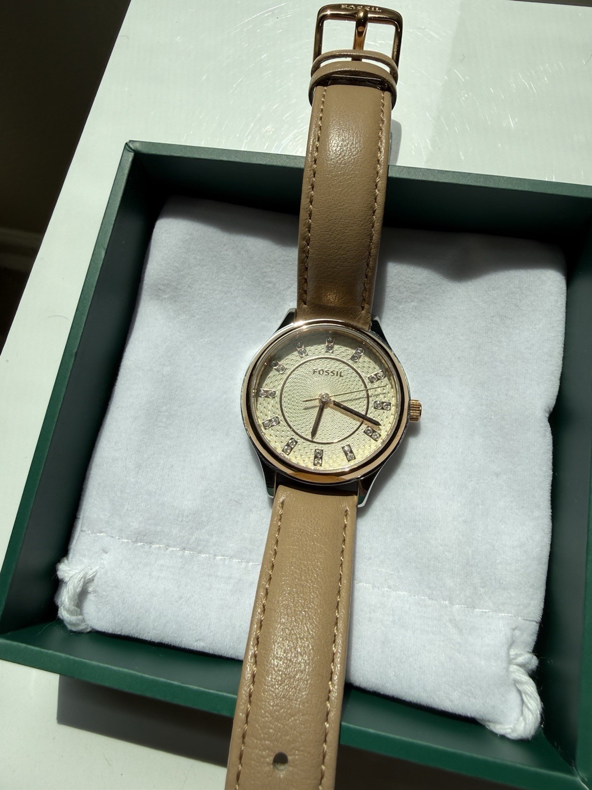 Fossil Women’s BQ1576 Quartz Analog 50m Beige Leather Strap Gem Markers