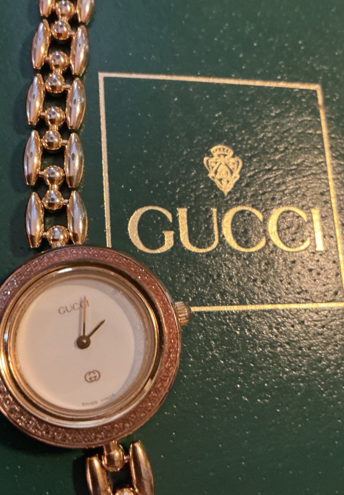 Vintage GUCCI Ladies Interchangeable Bezels Watch 11/12 Series