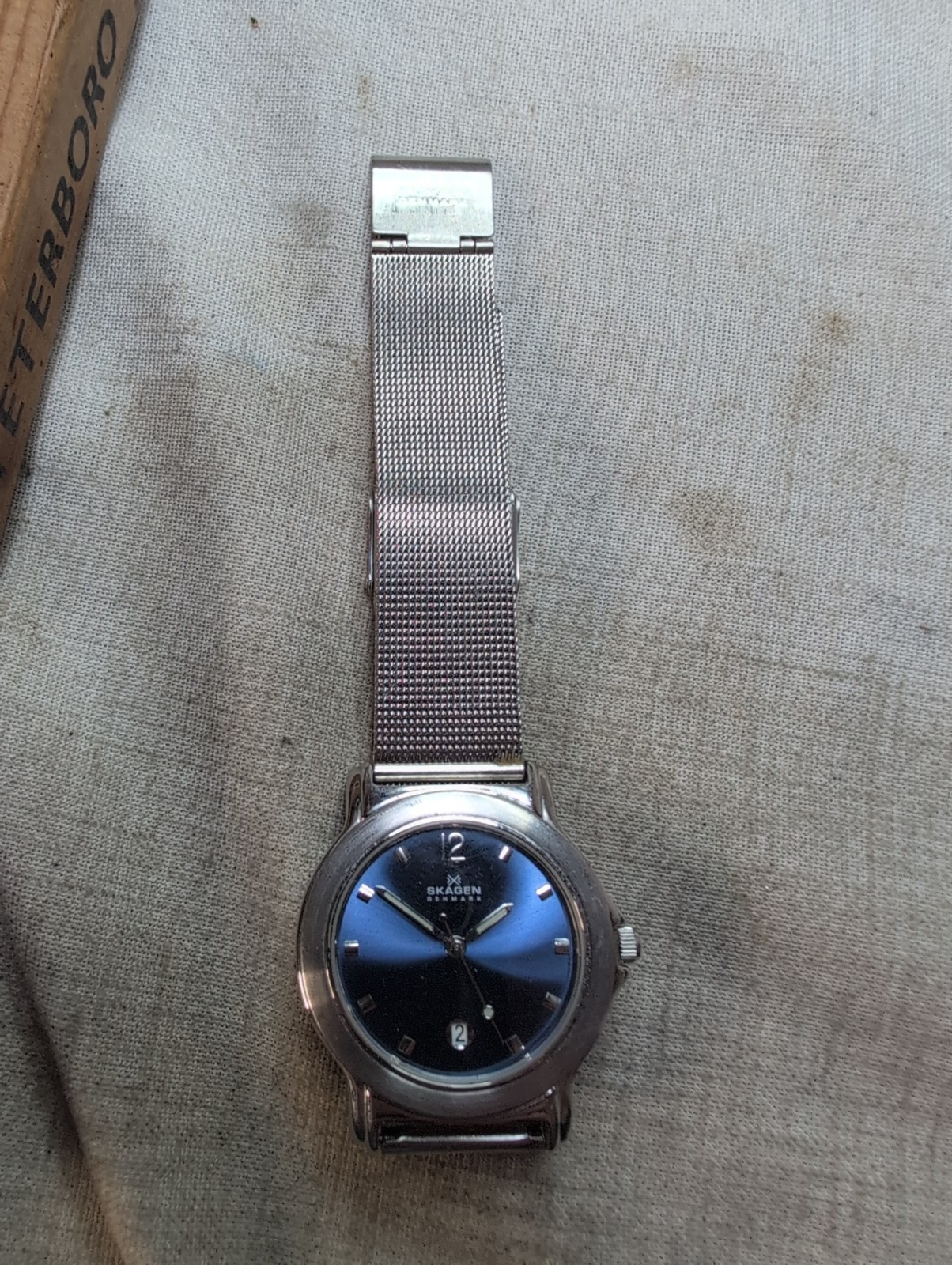Skagen Denmark Ladies Silver & Dark Blue Wrist Watch – 106LSSN 34mm