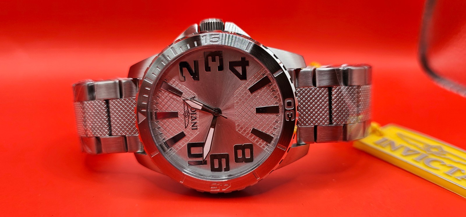 48927 – Invicta Speedway Valor Men’s Watch – 48mm, Steel