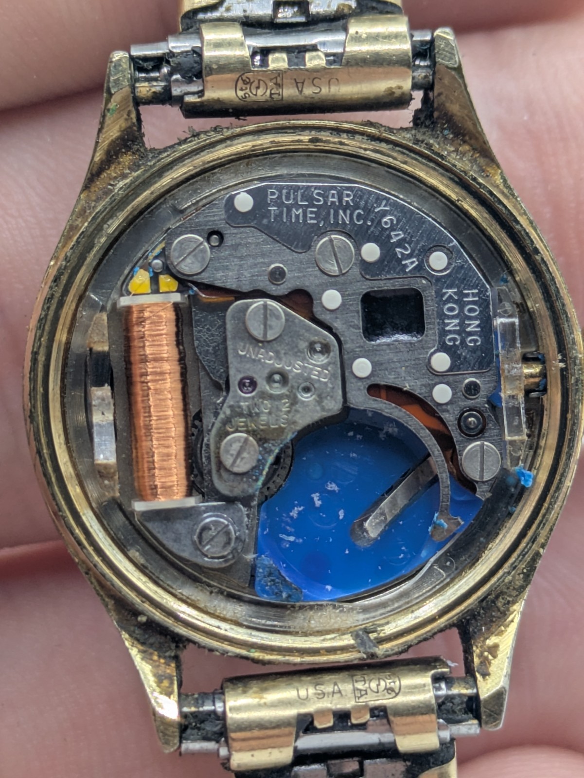 Pulsar Y642A Quartz Watch Gold Tone Parts Repairs Untested 24.8mm