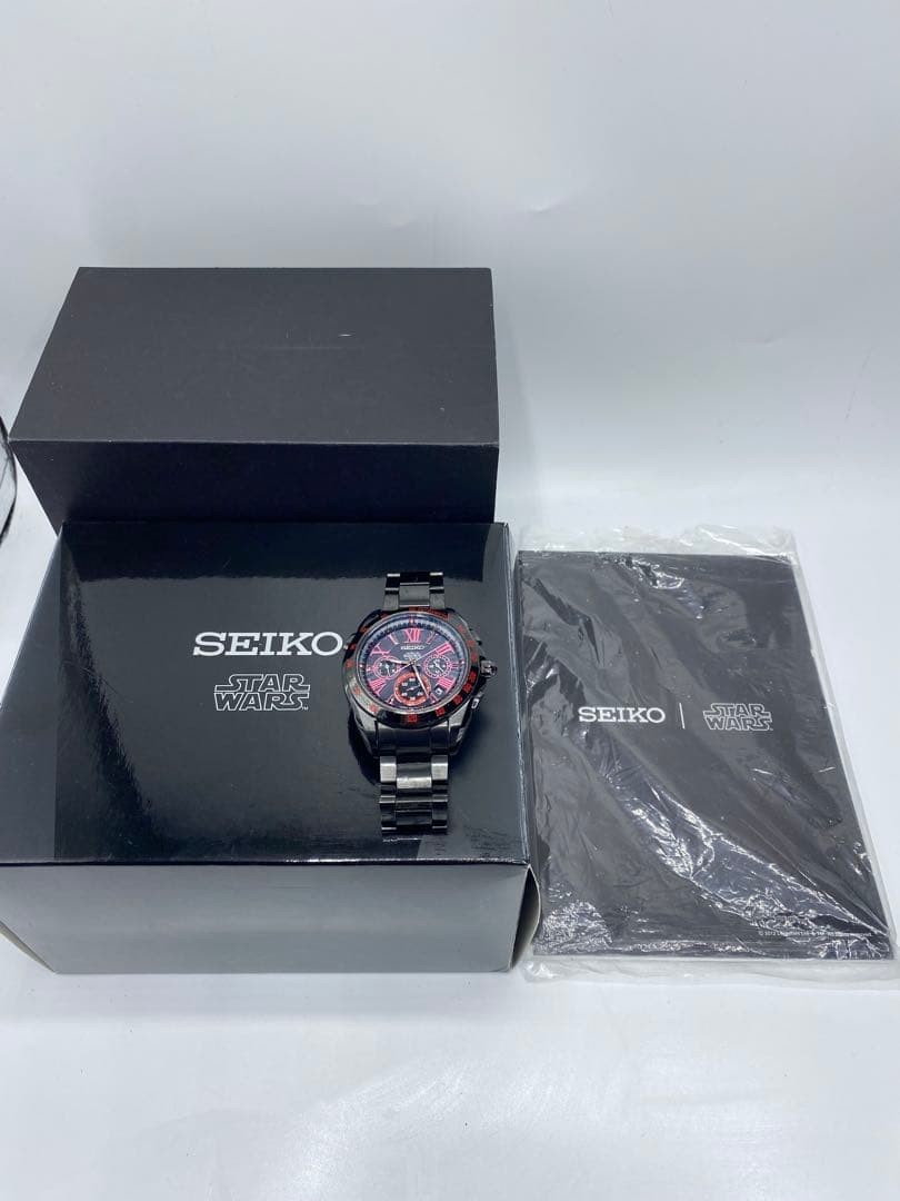 SEIKO Brightz SAGA127 8B82-0Ak0 Star Wars Darth Maul Solar Radio 41mm Black