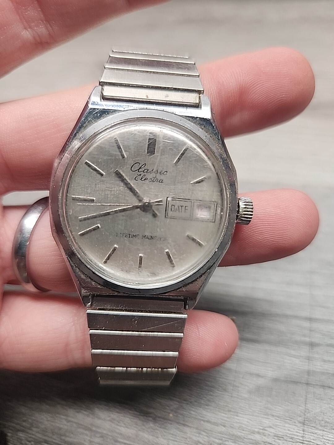 Vintage Classic Electra Wrist Watch Lifetime Mainspring