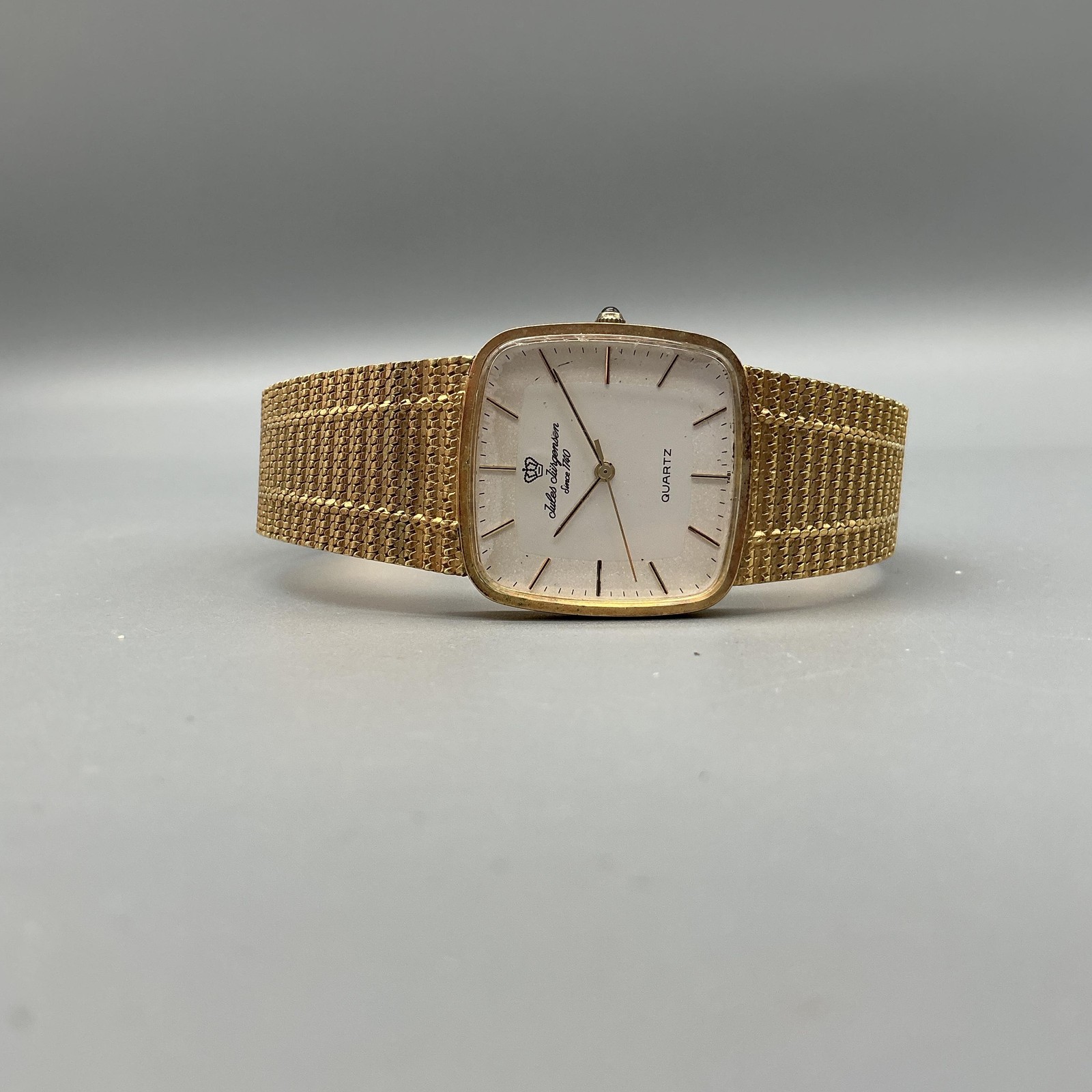 Vintage Jules Jurgensen Womens Watch 28mm Gold Tone Bracelet New Battery 8.25″