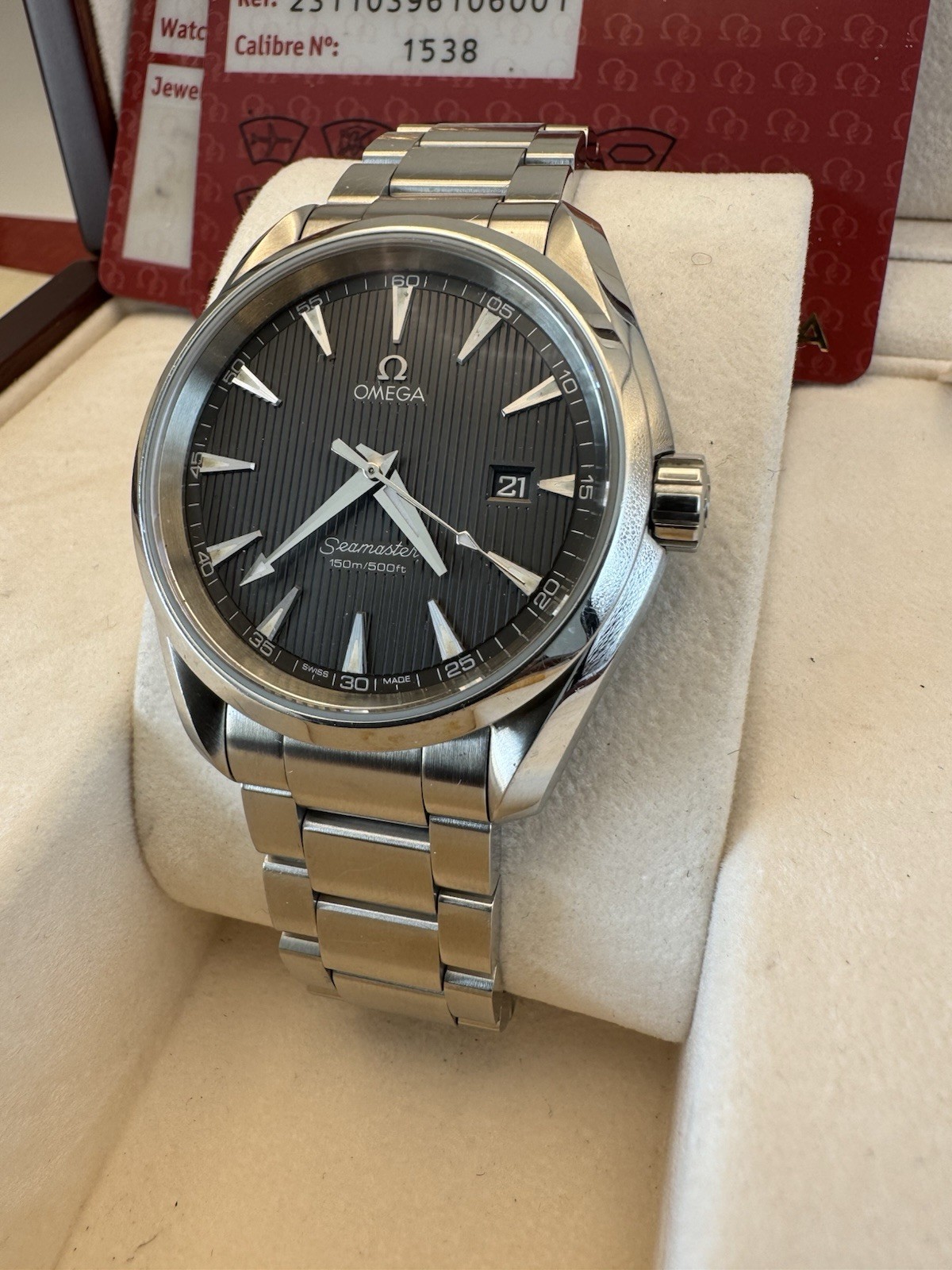 OMEGA Seamaster Aqua Terra Grey Dial Watch – 231.10.39.61.06.001 Box & Papers