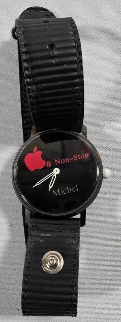 Apple Computer Non-Stop Novelty Watch Macintosh Mac OS Used – Staff Promotional
