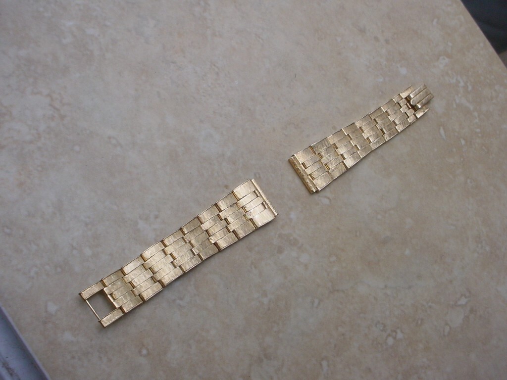 Vintage 14K Gold CDL Watch Bracelet W/ Spring Loaded Riveted Links, 17.5 mm Wide