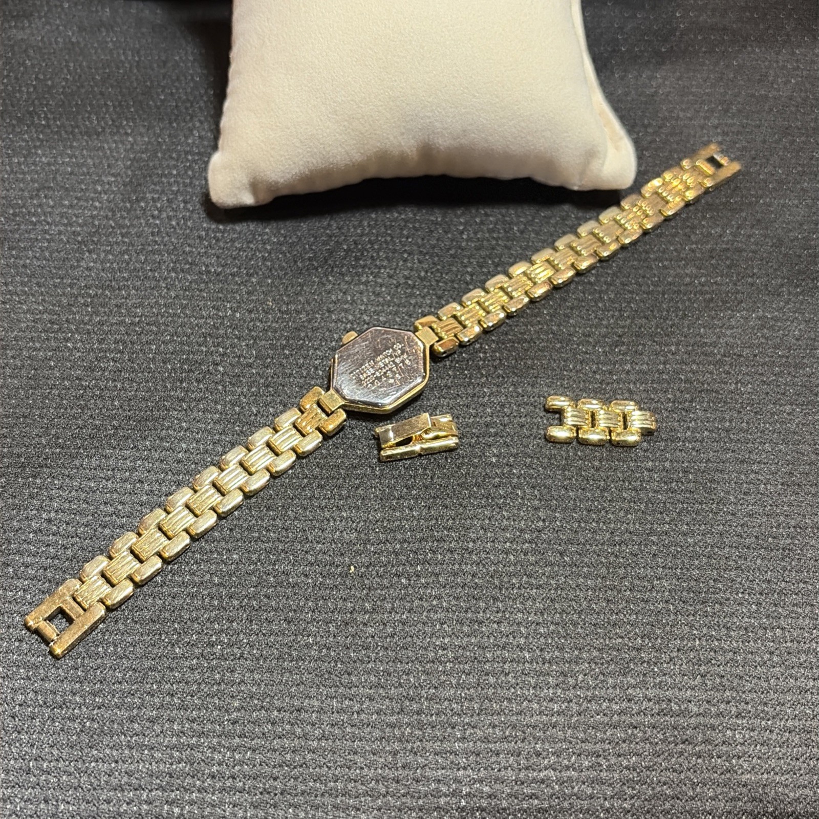 Citizen Women 3220-S24442 Fashion Gold Tone Hexagonal Quartz Analog Watch