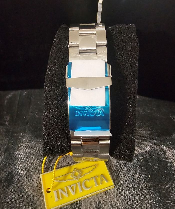 Invicta Wrist Watch for Stainless Steal Men 30806