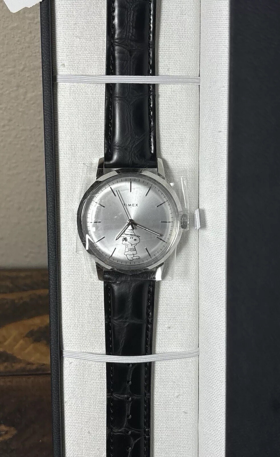 Timex X Peanuts Secret Agent Marlin Automatic 40mm Watch TW2U99500