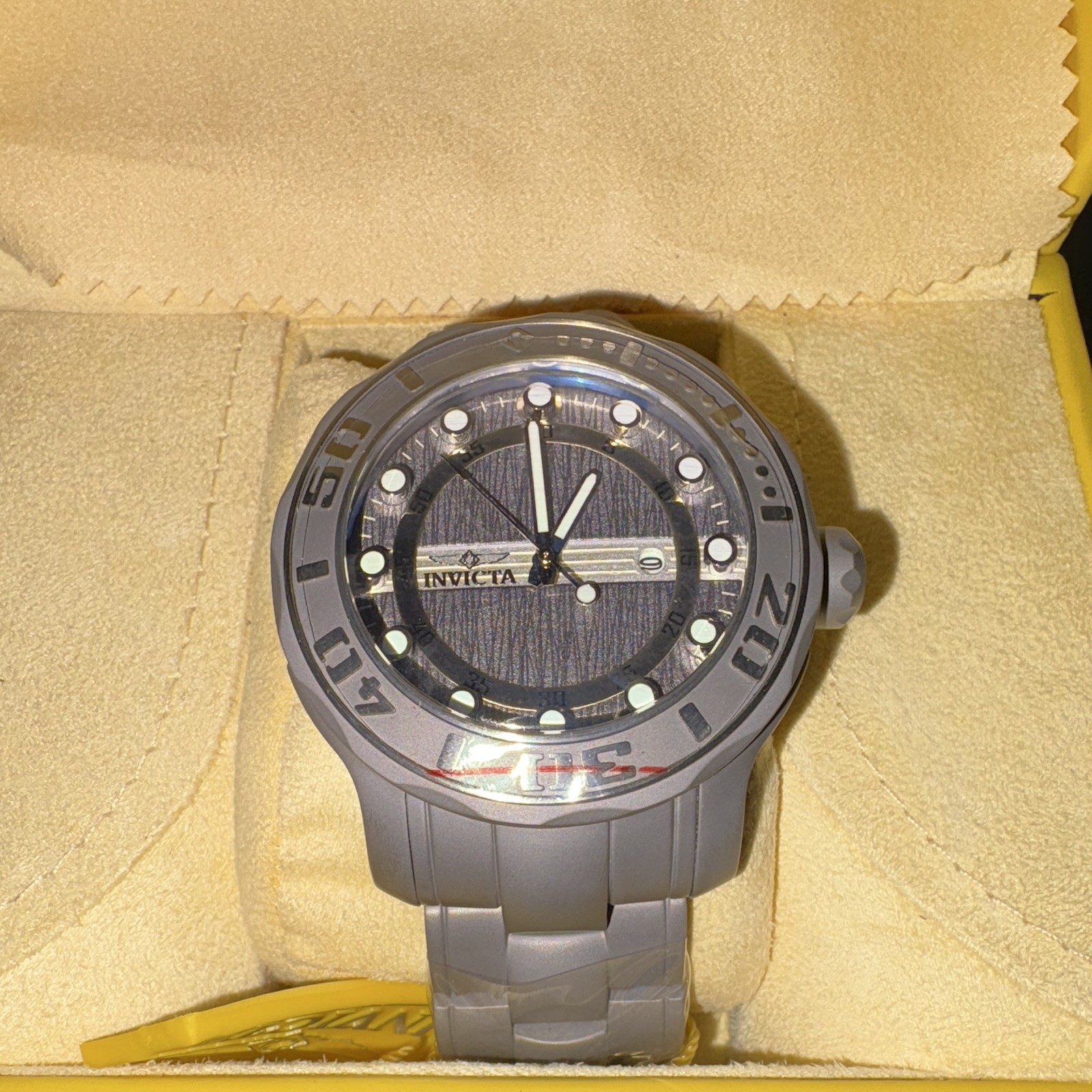 Invicta Ocean Ghost Mens 49mm in Gunmetal— 0887