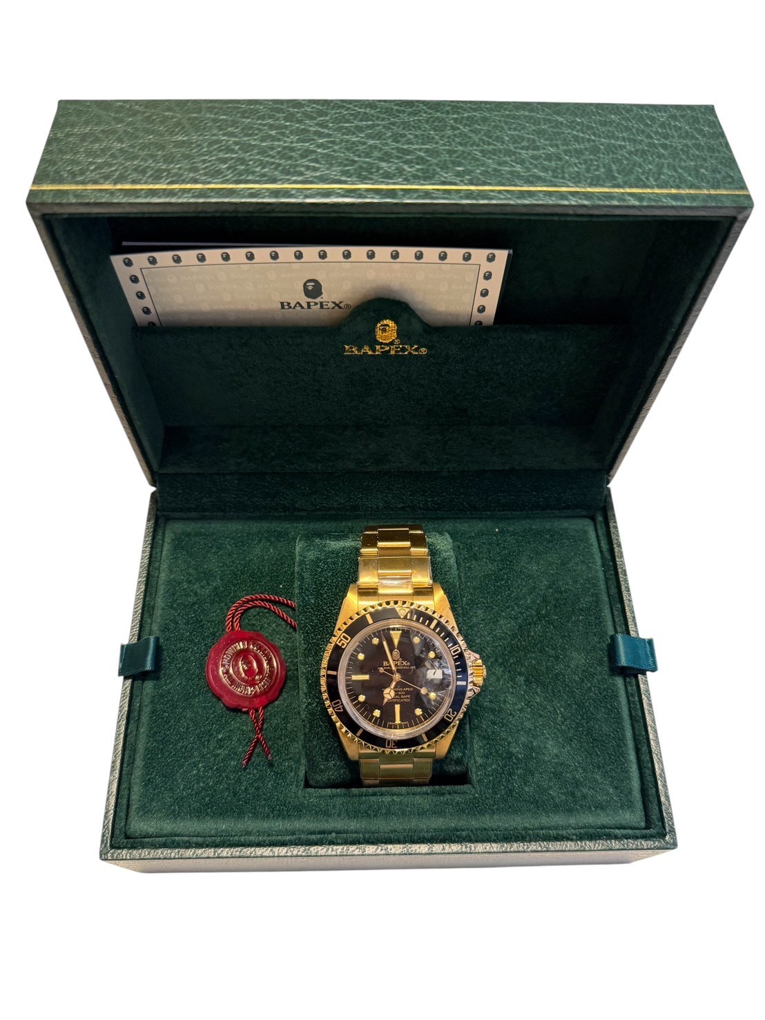 32626 CLASSIC TYPE 1 BAPEX gold/black