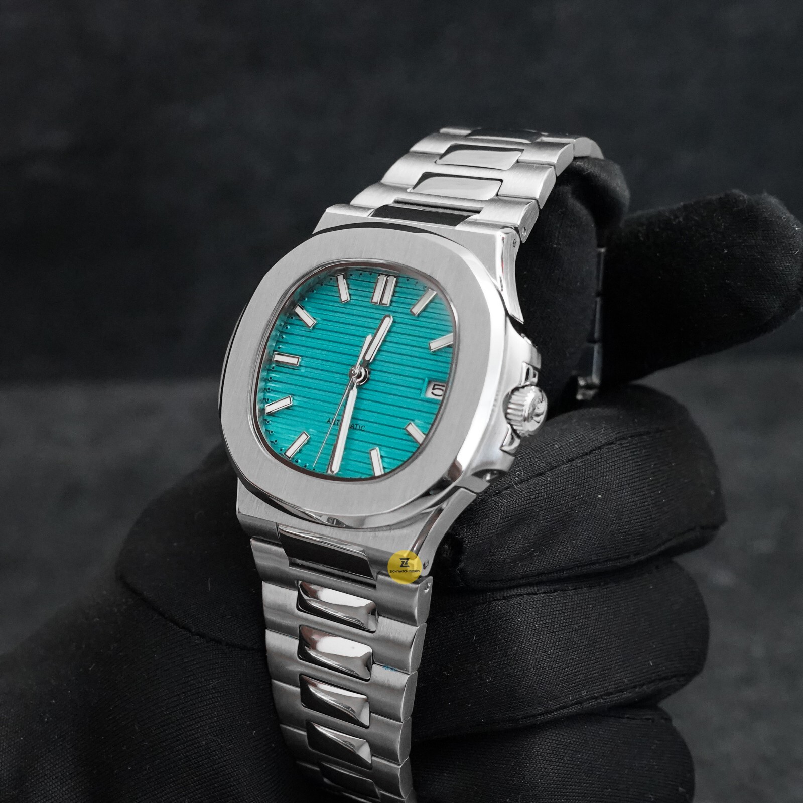 40mm Tiffany Blue No Logo Dial Nautilus Style Custom Watch w/ NH35 Movement