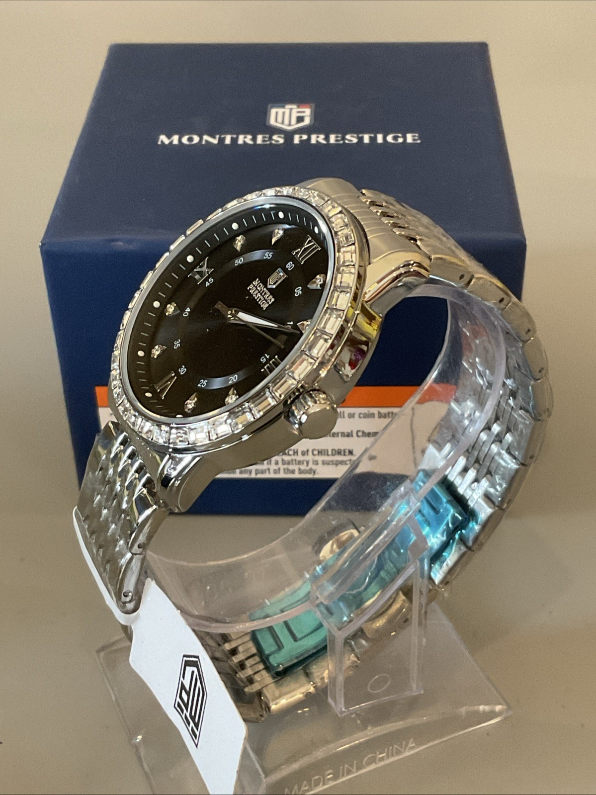 Montres Prestige By Invicta Mpw 0245 Silver And Black Chrystal Bezel New
