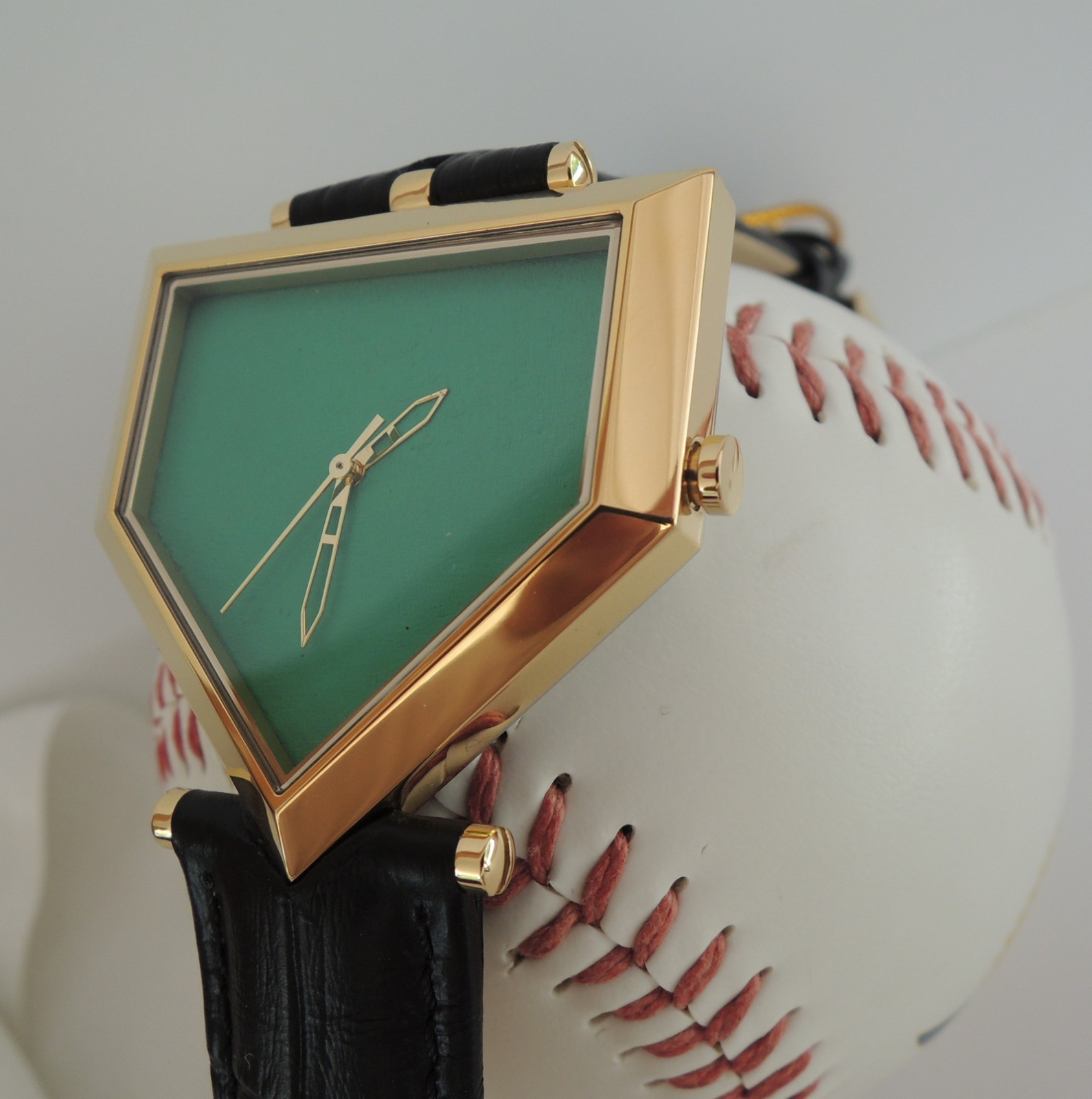 White Sox Baseball Watch Comiskey Park seat Home Plate Model Swiss Mov’t LE 50
