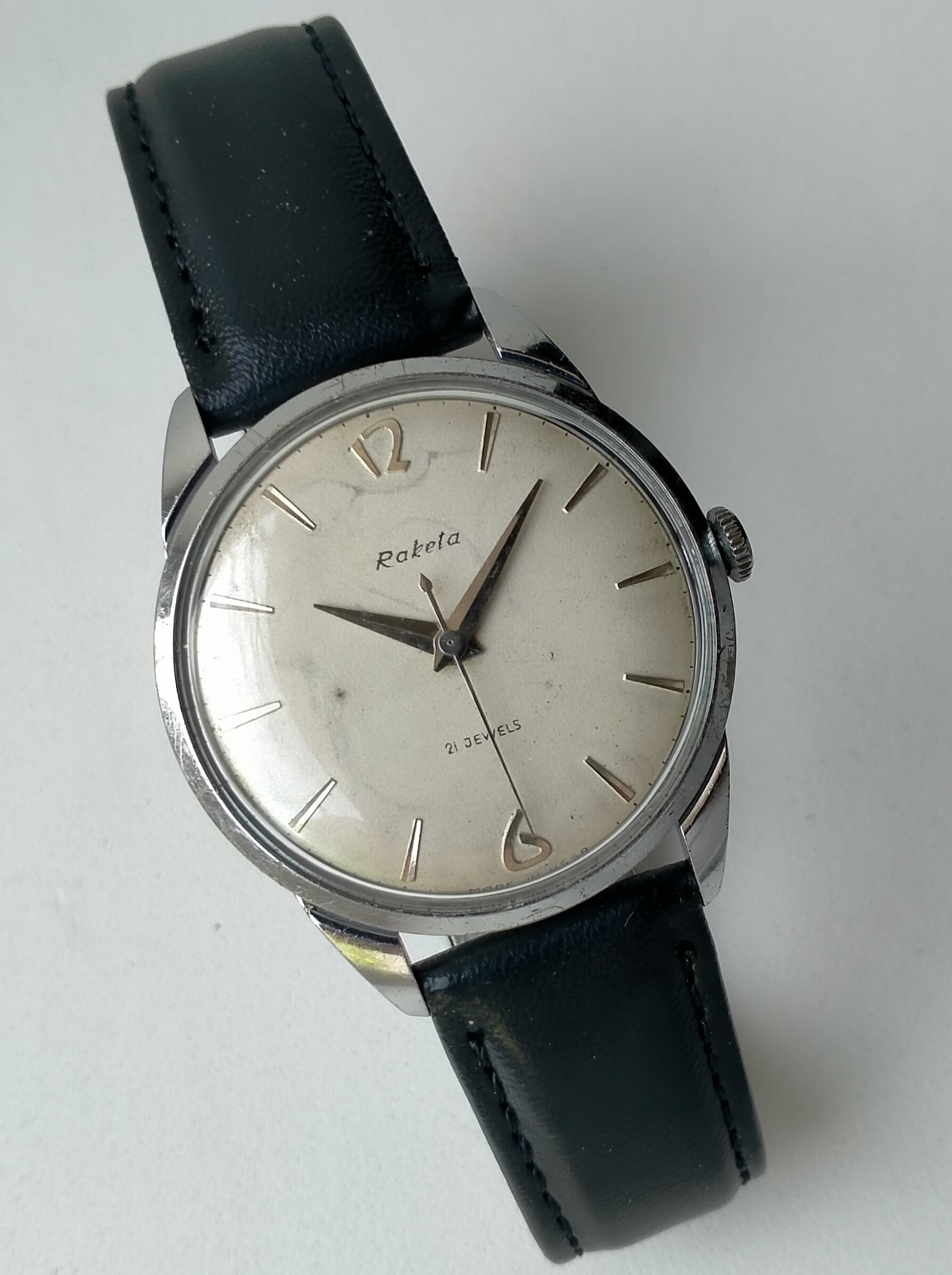 Raketa 2609B Model 821129 Vintage Original Soviet Mechanical Watch 1970s