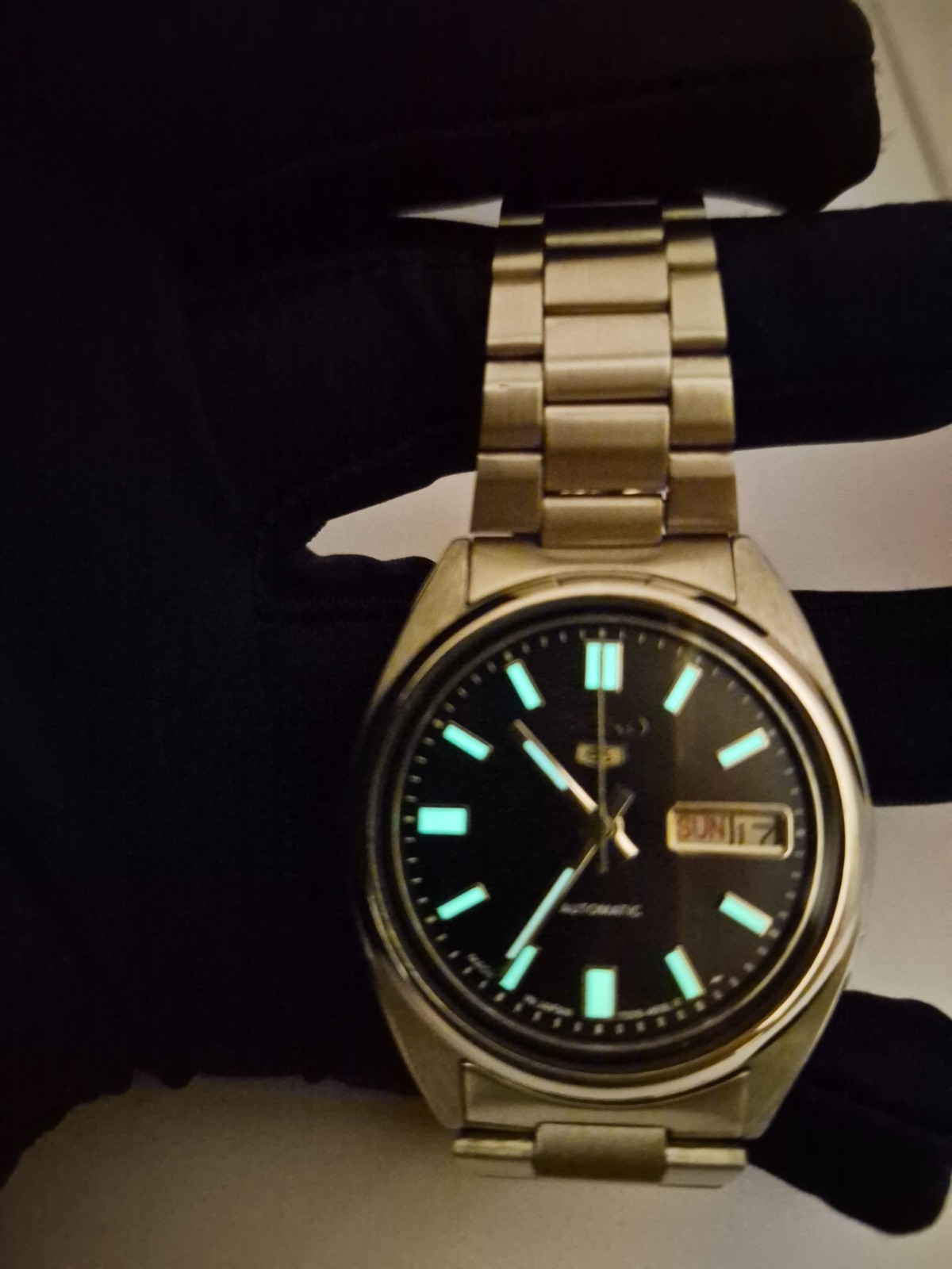 Vintage Seiko 5 Automatic Men’s Wristwatch – Classic Japanese Timepiece