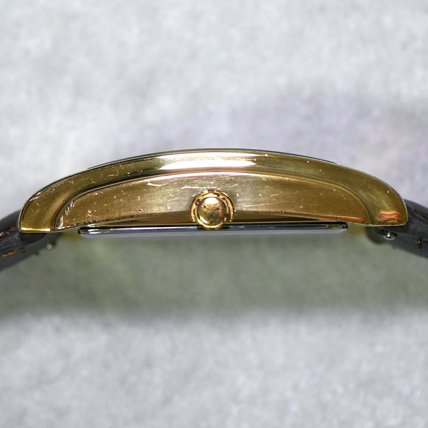 SEIKO ALBA VIENT V33F-5A10 Sun&Moon TripleCalendar Gold Men’s Watch 1985 Japan