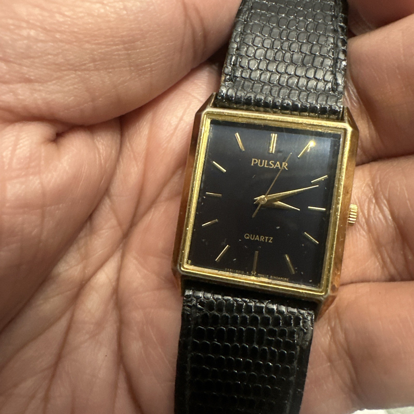 Working Vintage Pulsar Y481-8060 Dress Tank Quartz Watch New Battery Rare 26mm