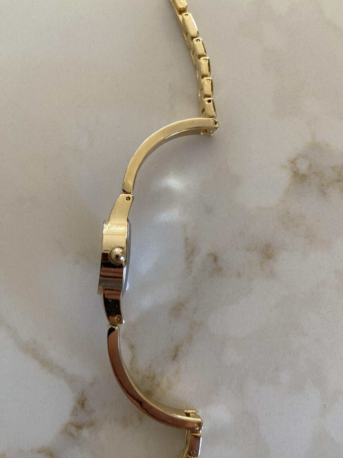 Casual Corner Annex Quartz Ladies Watch Silver with Gold Face Working Great Look