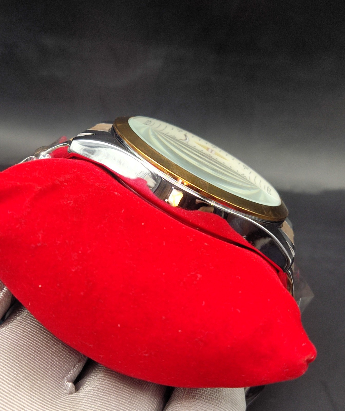 #Refurbished Orient Stainless Steel Chronograph Silver Dial Men’s Wrist Watch