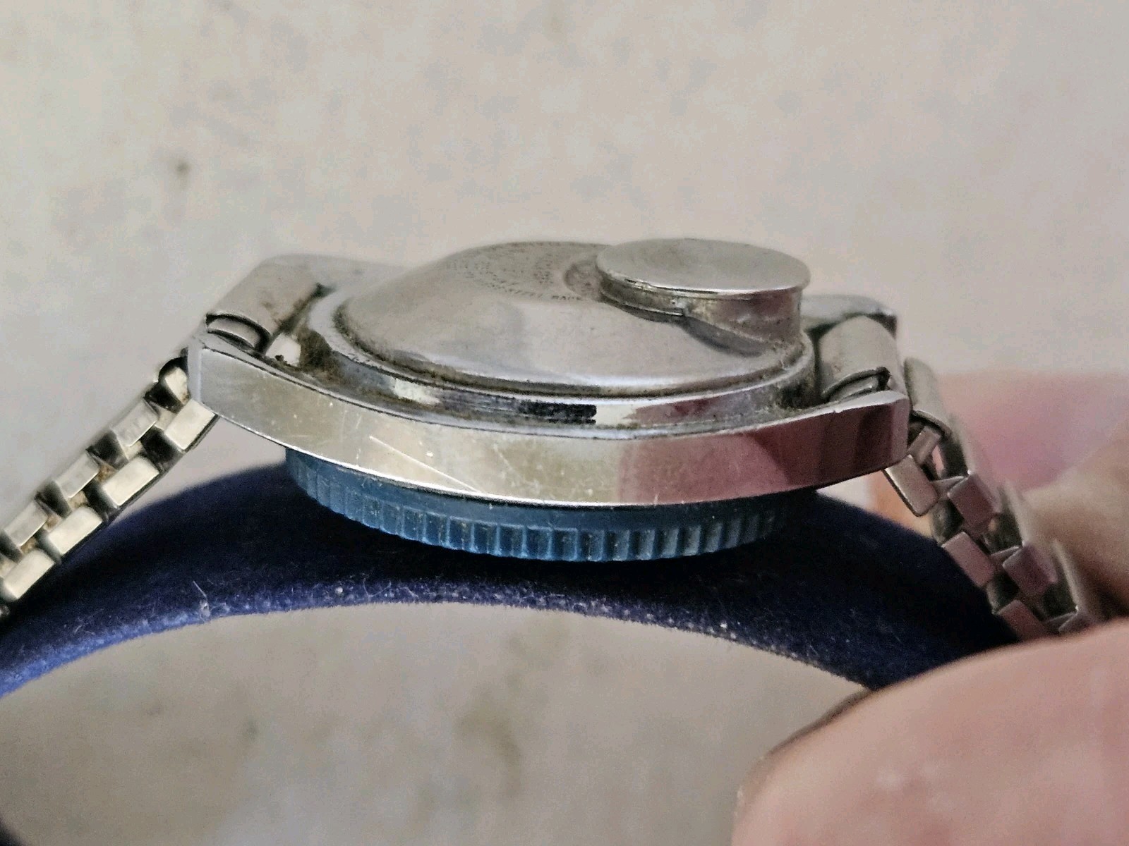 Vintage 1970s Timex Electra Diver-Style Watch Blue/Green Omni Rotating Bezel NR