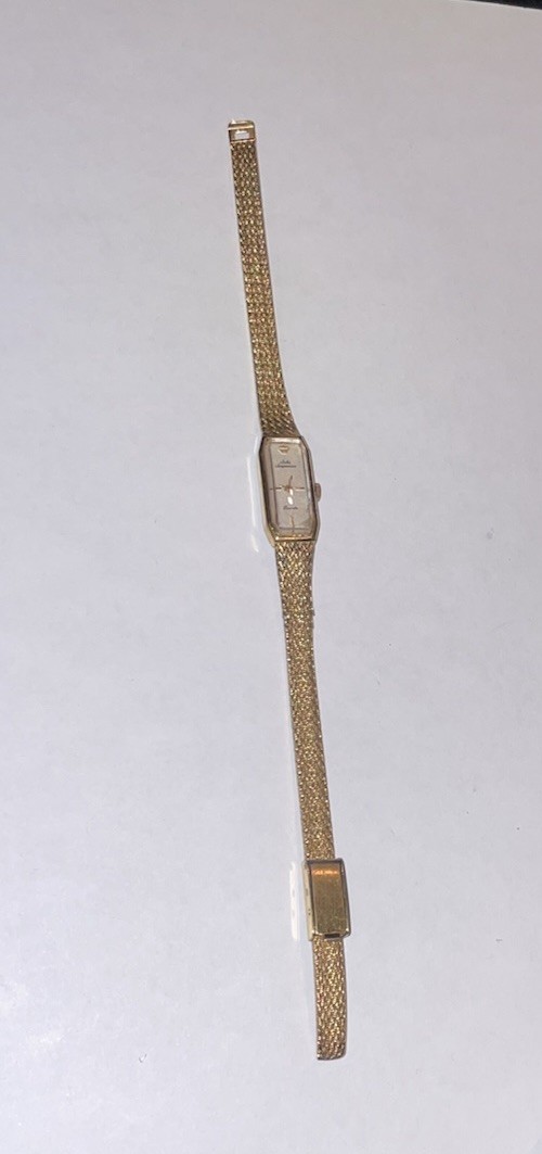 The Jules Jurgensen vintage womans Slim Gold Watch 11mm model 4642