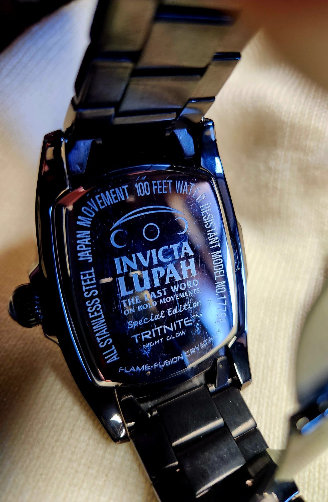Mens Invicta Lupa Special Edition Tritnite Water Resistant 100 Feet Model 17768