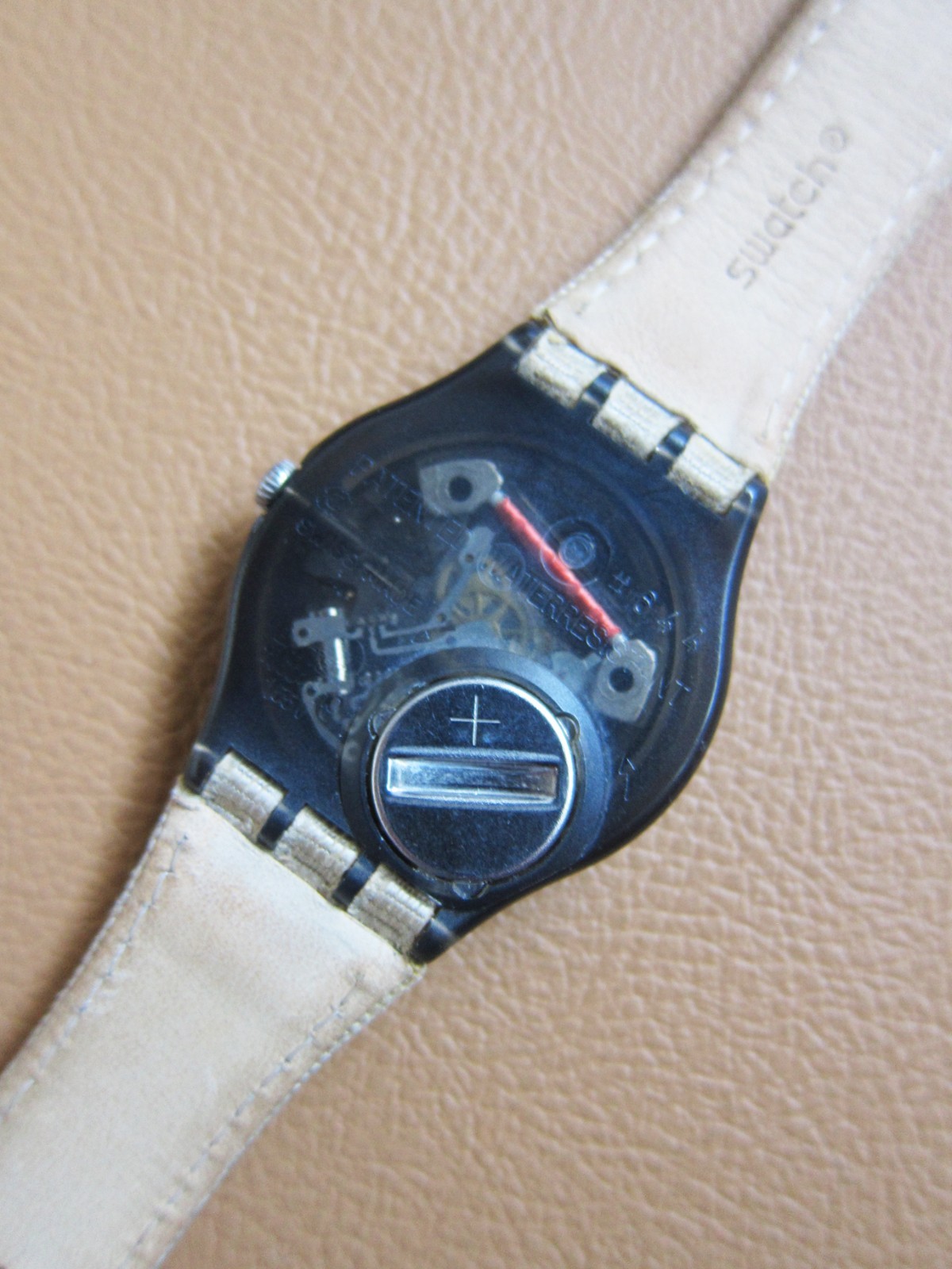 SWATCH Unisex Quartz Watch w/ Metallic Beige Dial (SWISS MADE)