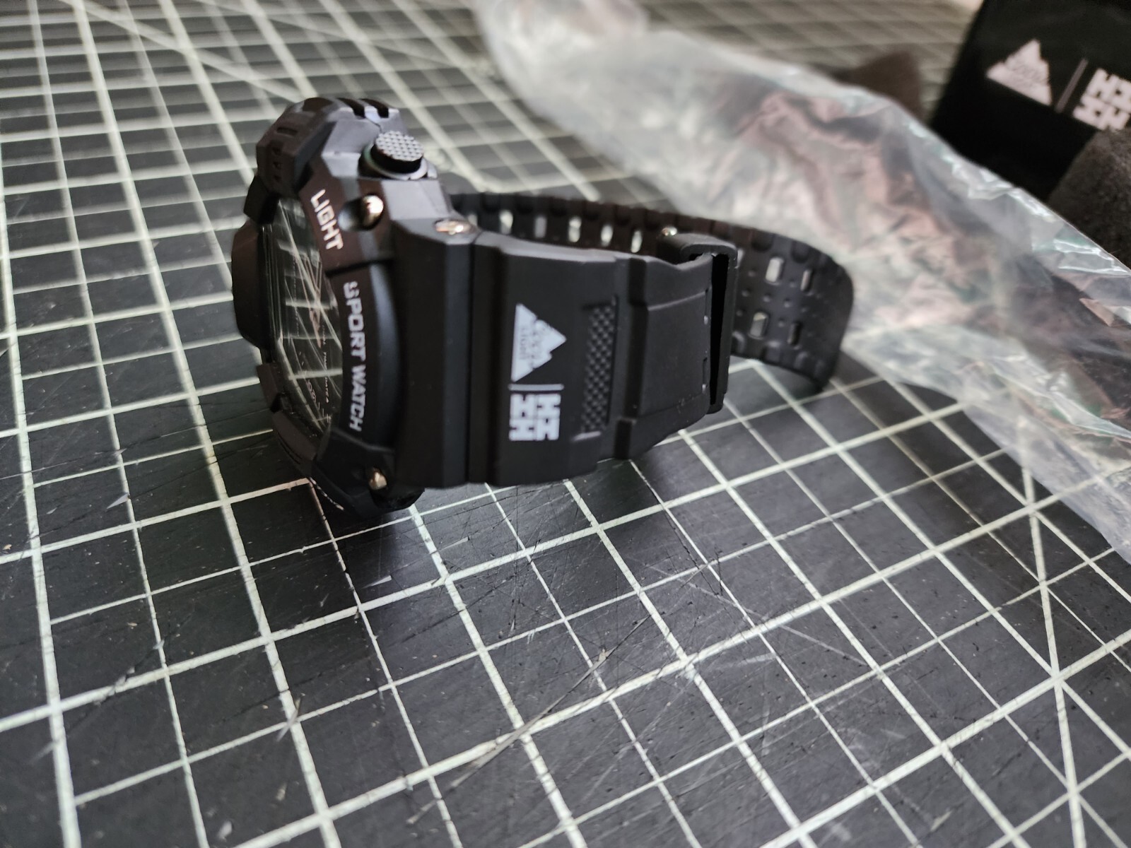 Coors Light hawaii’s finest collab sport Watch NEW water resistant 50m 5atm RARE