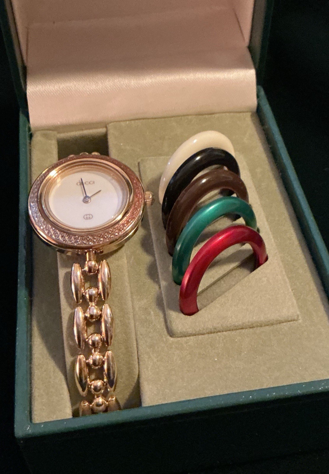 Vintage GUCCI Ladies Interchangeable Bezels Watch 11/12 Series