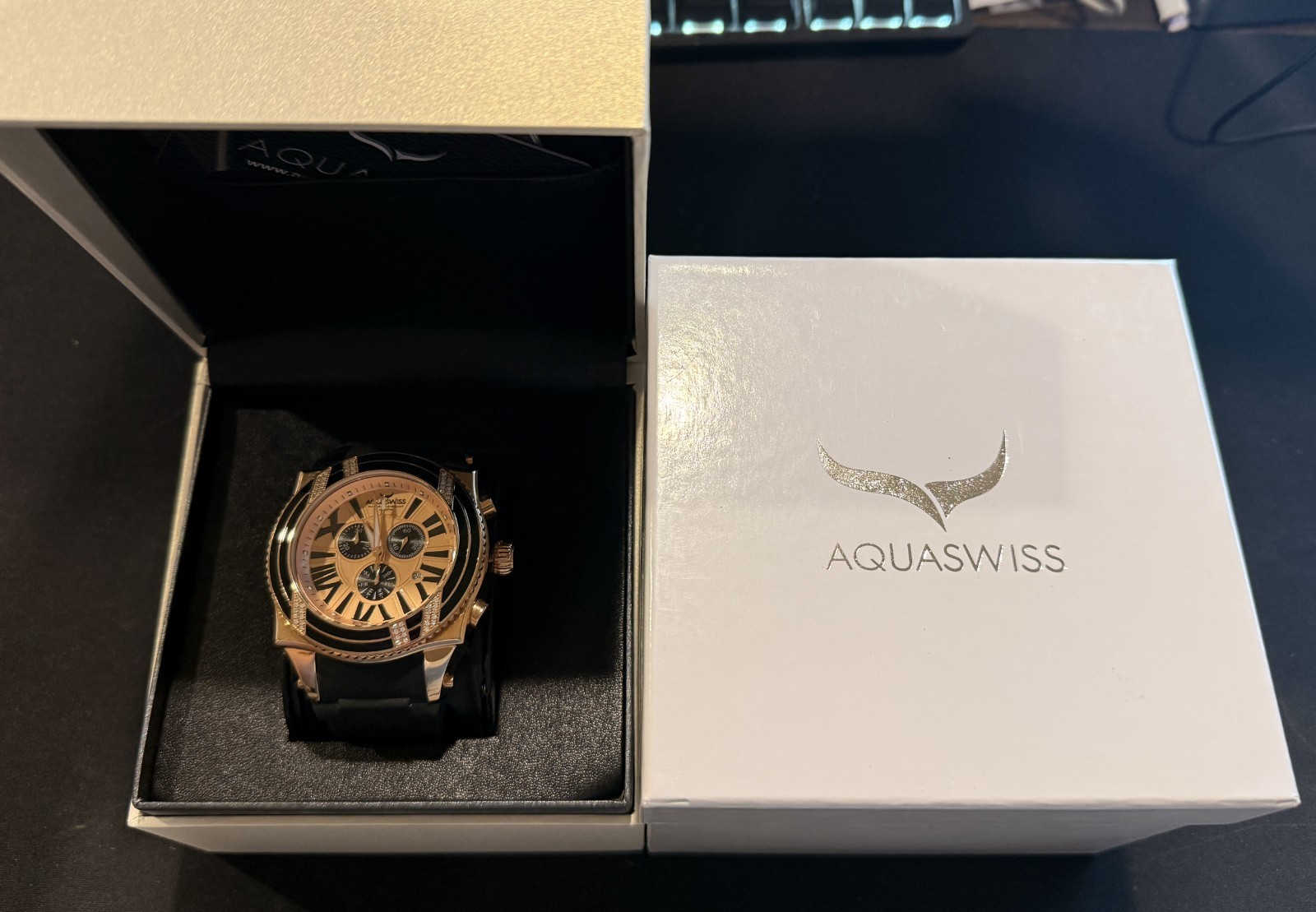 NEW IN BOX AQUASWISS Swissport XG Diamond D64XGD006 Men’s Watch 63mm 0.75ctw