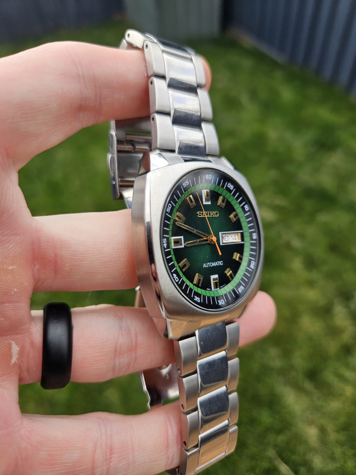 Discontinued Seiko Recraft Automatic Green Dial Stainless Steel SNKM97