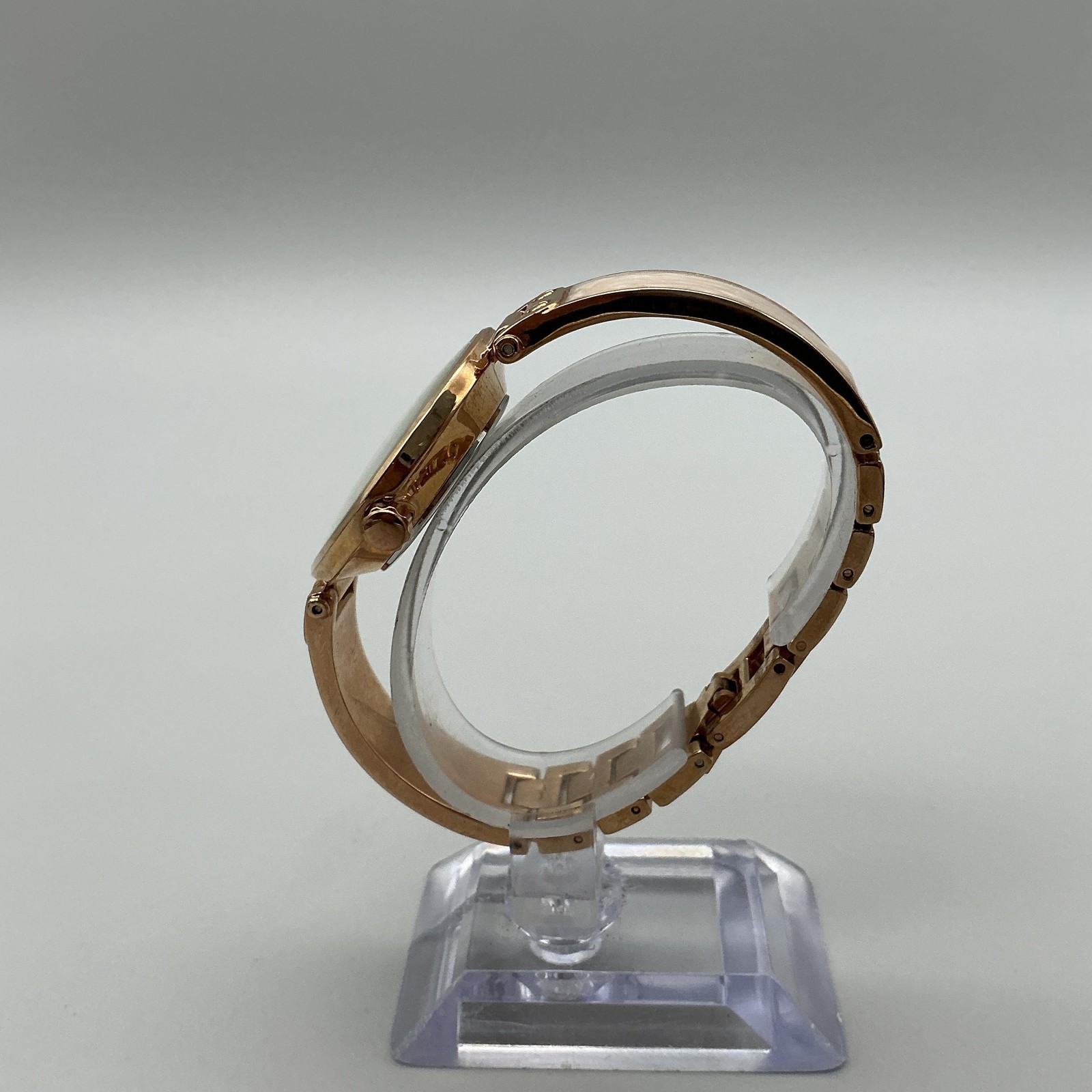 Anne Klein Womens Watch 34mm MOP Dial Gold Tone Bracelet Dress New Battery 7″