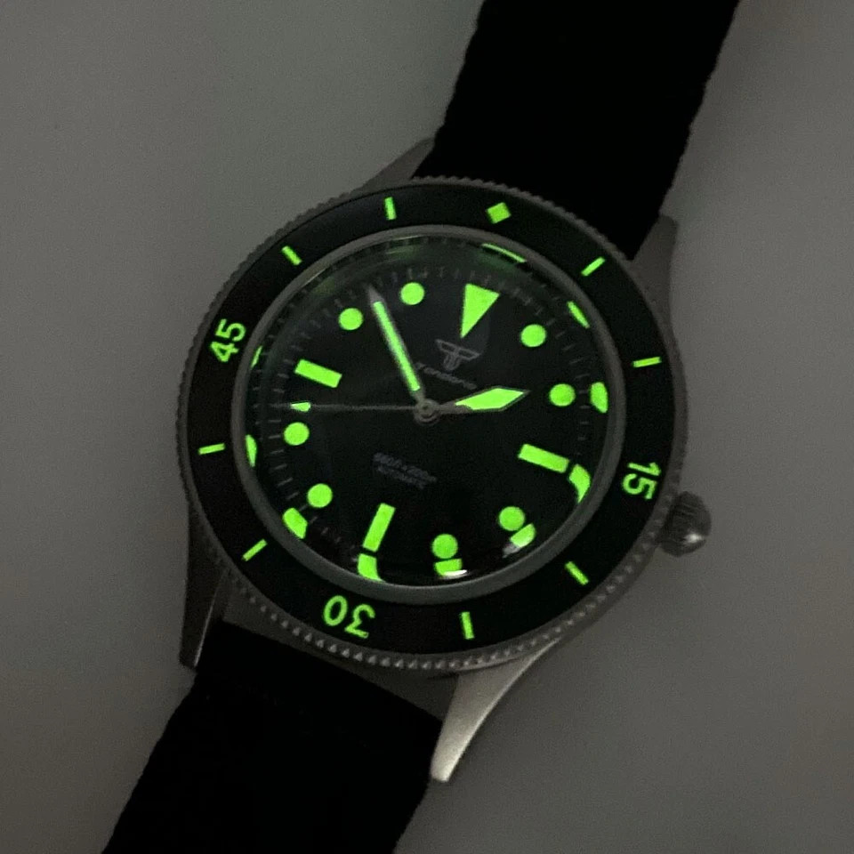 50-Fathoms 40mm Lume Retro Diver Automatic NH35A Miyota8215 Watch Domed Sapphire