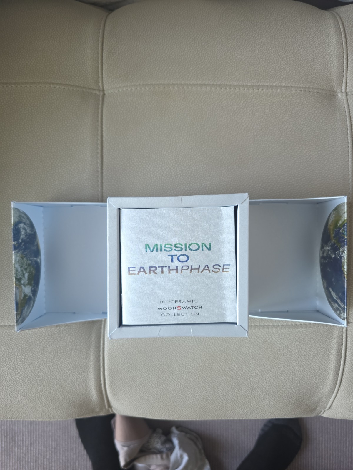 OMEGA x Swatch MoonSwatch MISSION TO EARTHPHASE Chronograph Moon Phase