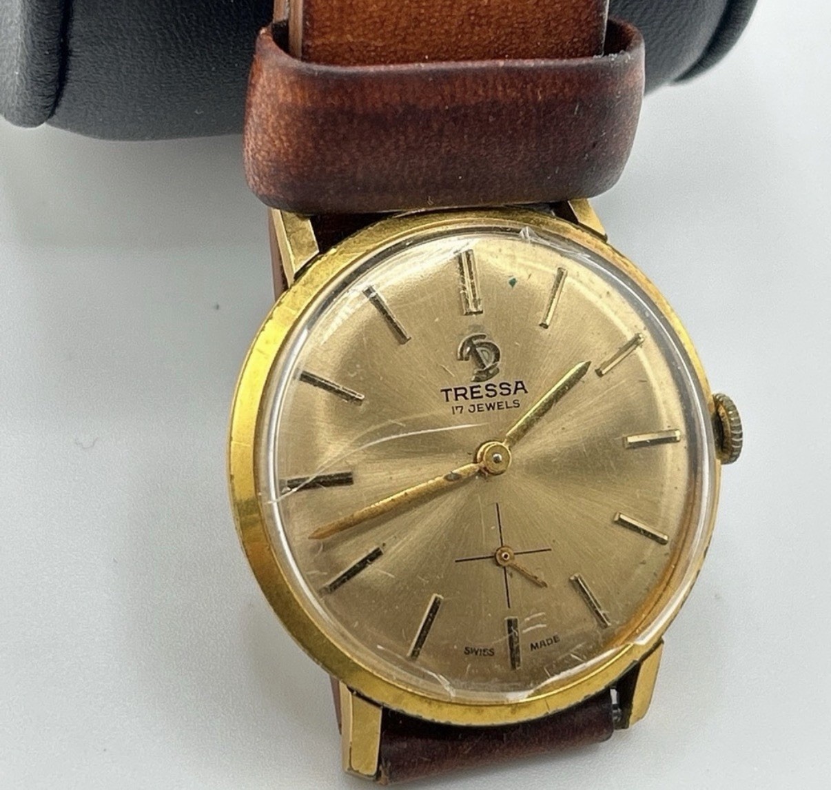 TRESSA 17 JEWELS Vintage SWISS MEN’S FULL WORKING Dial scratches #551