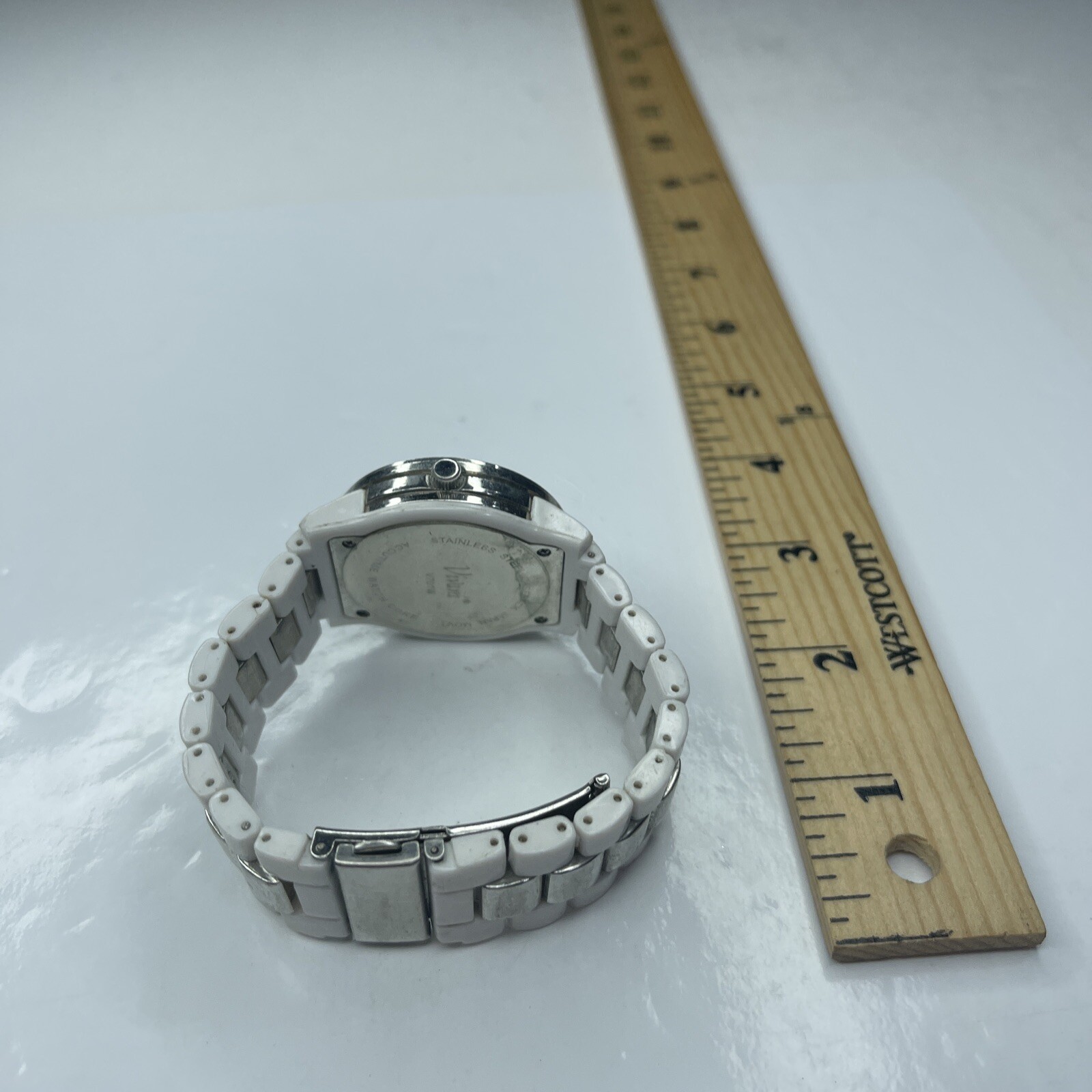 A Vivani Japan Silver White Resin V701W Accutime Ladies Retro Stainless Untested