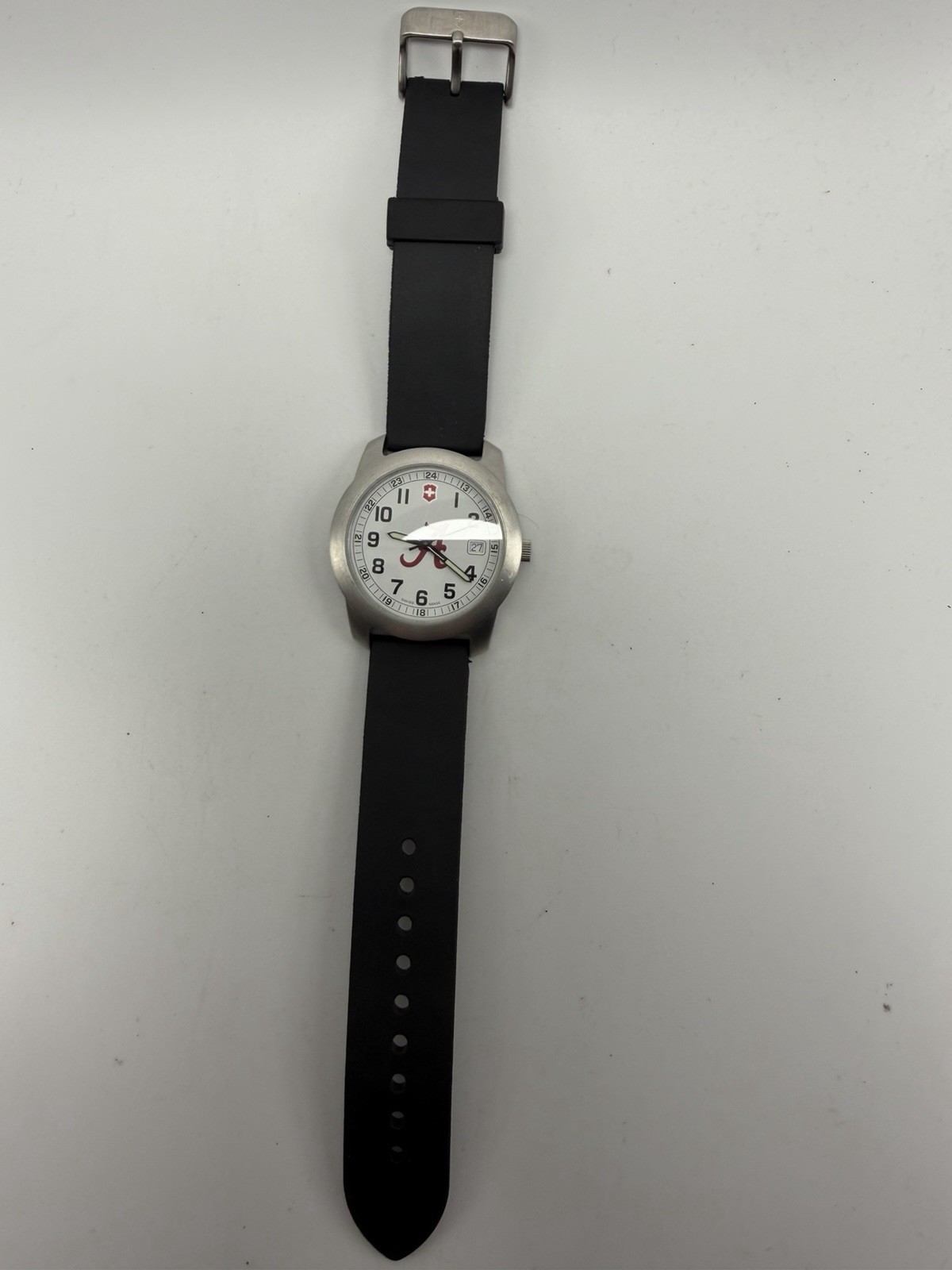 Victorinox Swiss Army 26000CB New Battery Alabama Crimson Tide 38MM 8″ Mens