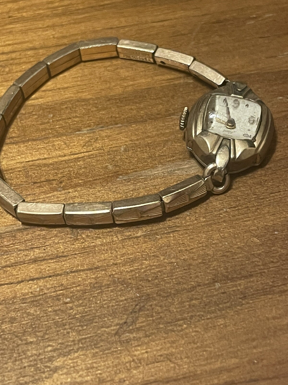 Ladies 17 Jewel Louis Swiss Made 1/20 10kGF FINESSES USA Band Tested Running