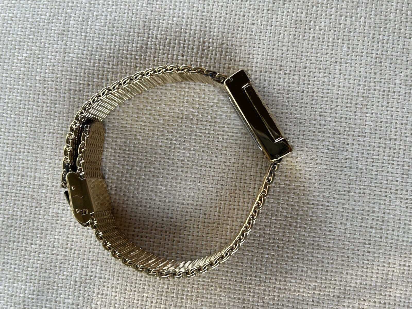 Paolo Gucci Flip Top & Crystal Gold Mesh Bracelet Watch women’s 8.24″