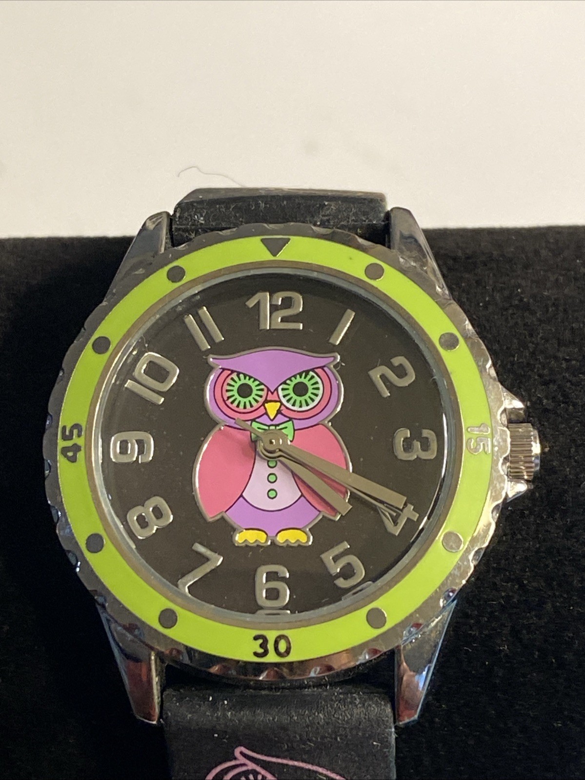 Owl Accutime Analog Wristwatch Buckle Band 33mm Working New Battery