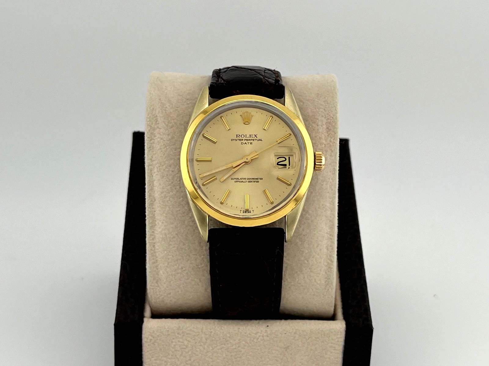 Rolex Oyster Perpetual Date 1550 34mm Champagne Dial 14k Gold Stainless Steel