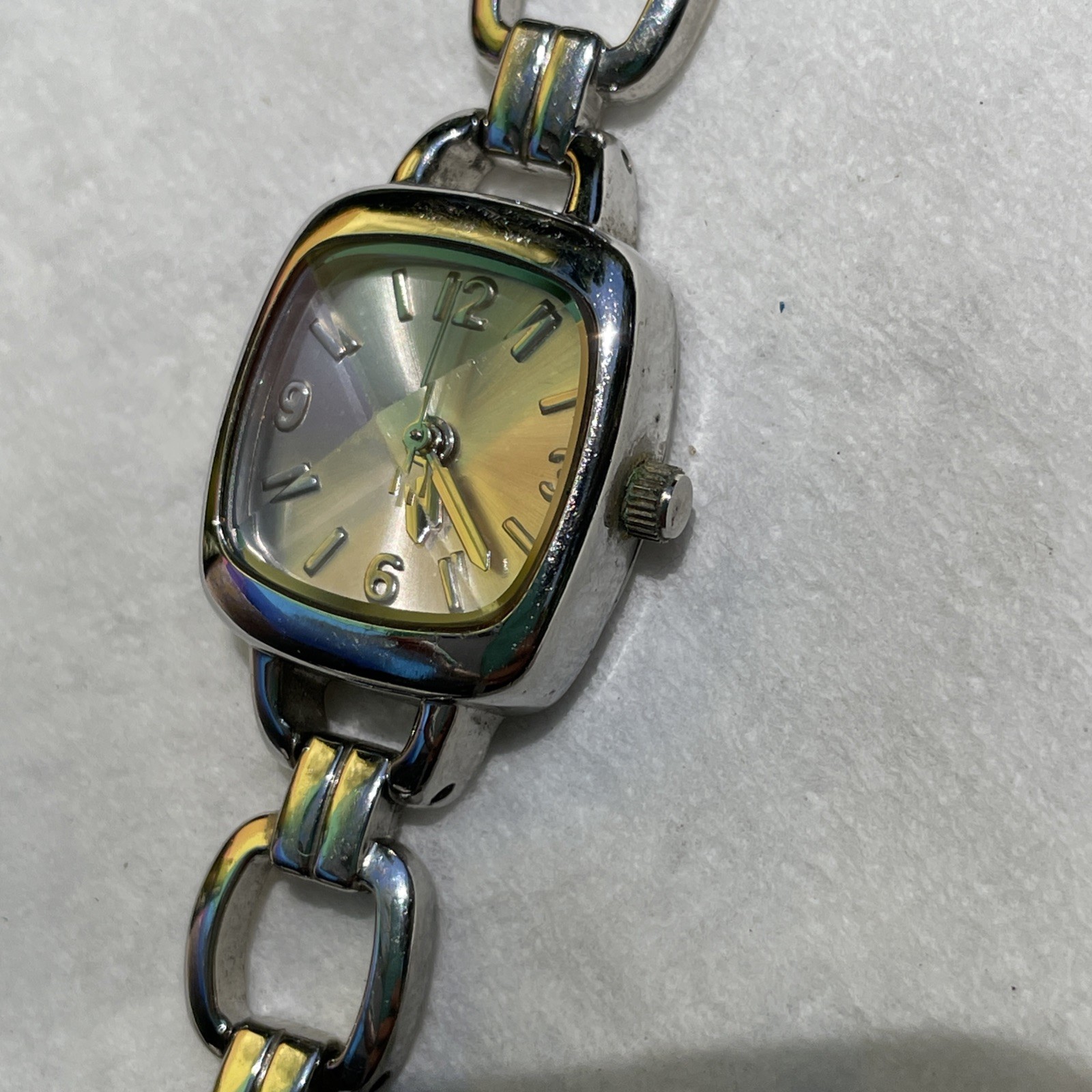 Xhilaration Silver Ladies Watch Vintage. FMDX148 VG New Battery B4 Shipping
