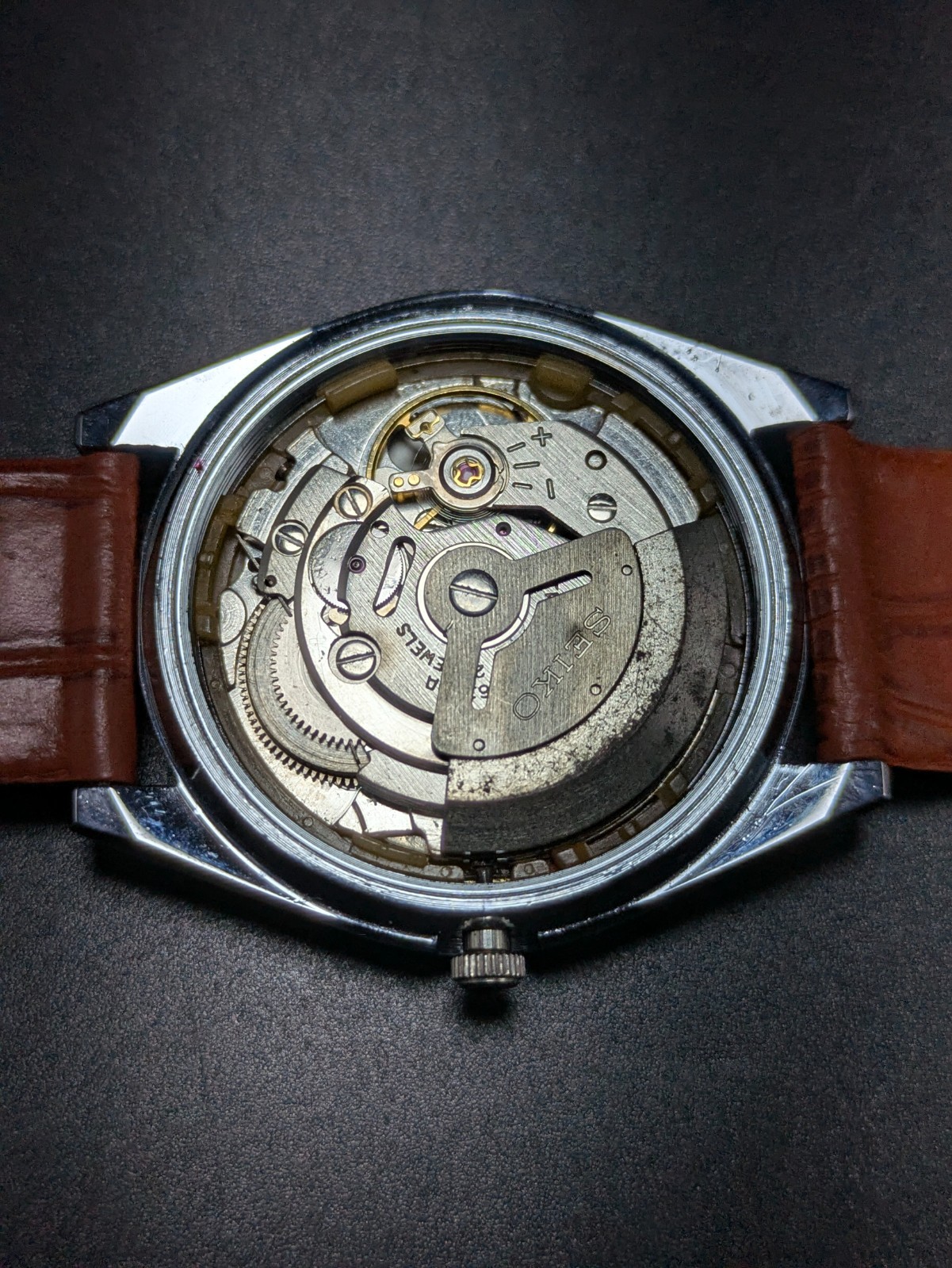 Vintage Seiko 5 automatic day date movement no. 6309A japan made men’s watch